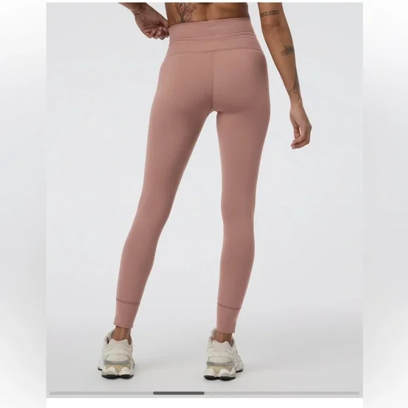 Vuori Leggings - Picture 3 of 5